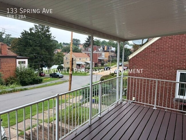 Building Photo - 133 Spring Ave