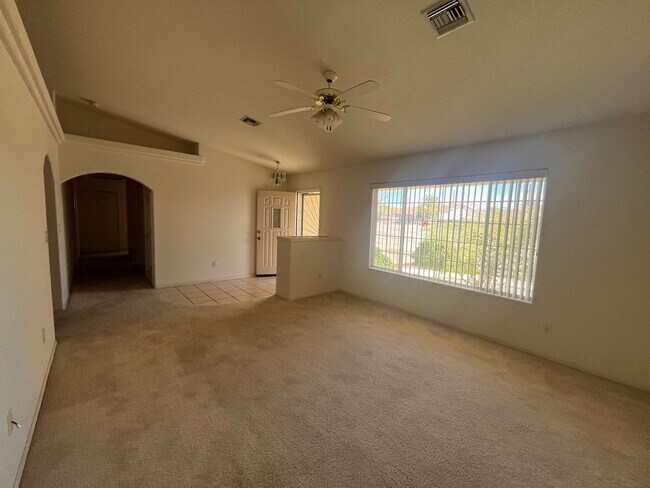 Building Photo - 3 Bedroom - 2 Bath Home