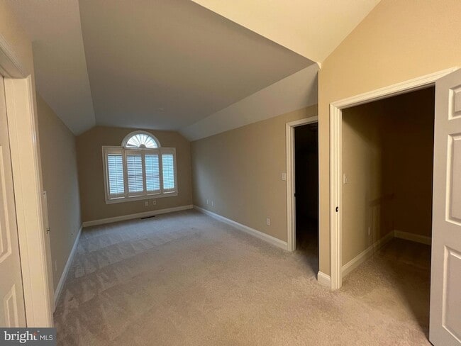 Building Photo - 1735 22nd Ct N