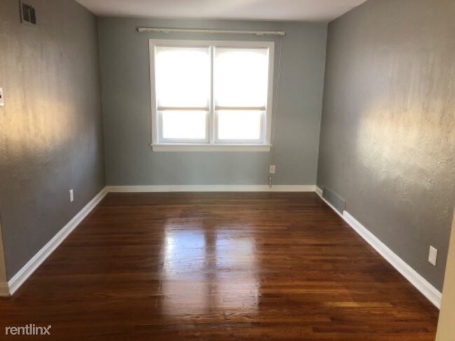 Building Photo - 3 br, 1 bath House - 1709 Mclaran Ave