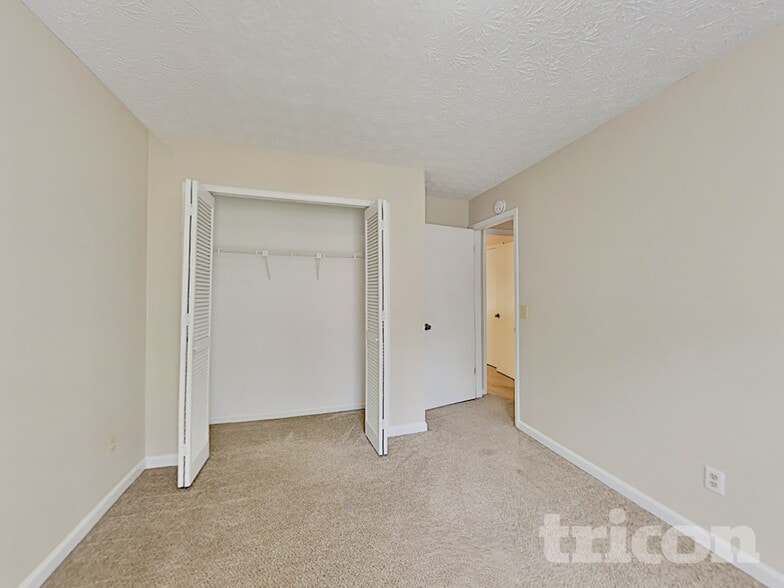 Building Photo - 740 Cedar Farms Dr