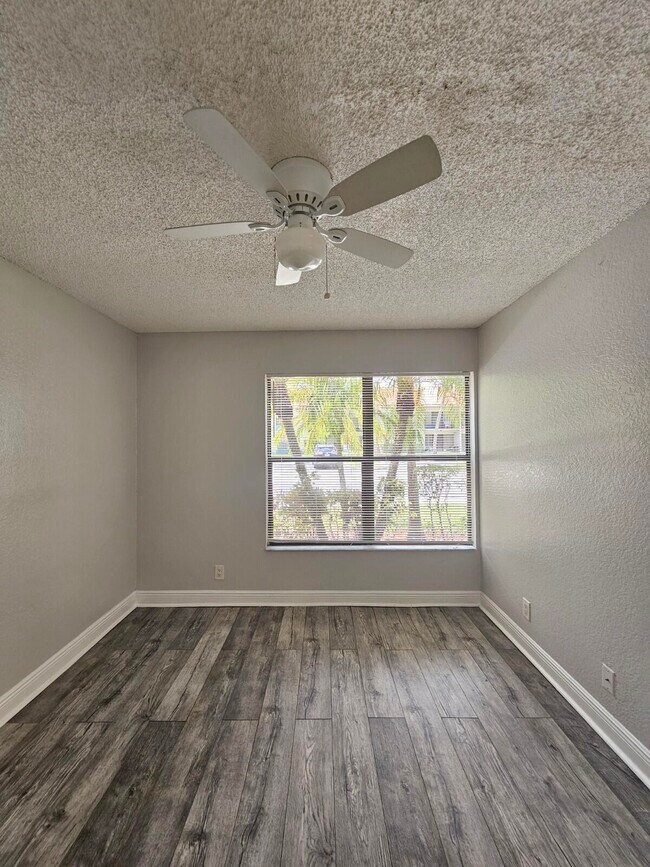 Building Photo - 1700 Windorah Way