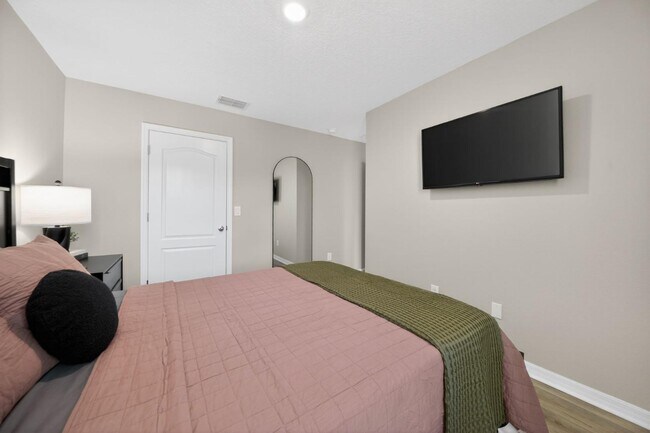 Building Photo - 700 Benoi Dr