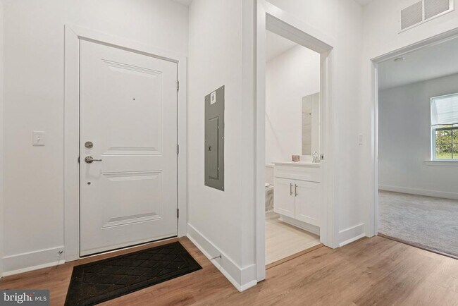 Building Photo - 5104 Mary Ashby Wy