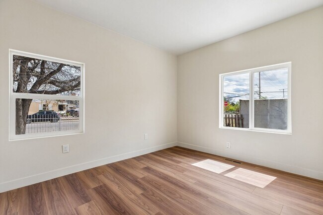 Building Photo - Remodeled house