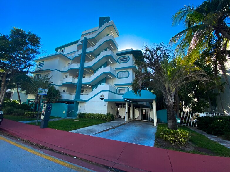 Building Photo - 9156 Collins Ave
