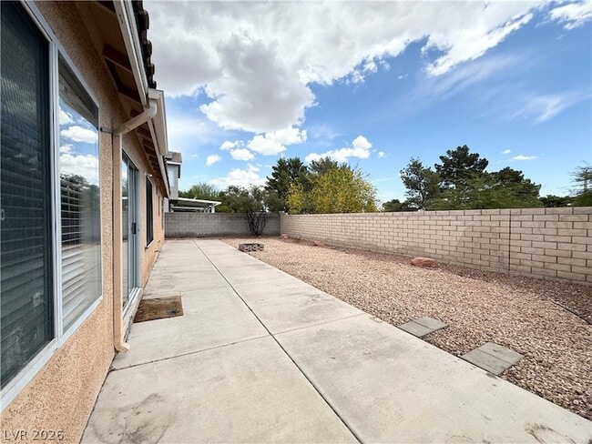 Building Photo - 8870 Haviland Rd