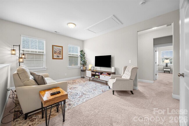 Building Photo - 522 Spring Landing Dr