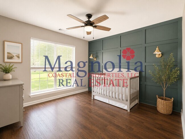 Building Photo - 3 bedrooms, 2 bathrooms in Richmond Hill's Oxford Subdivision