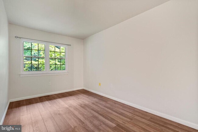 Building Photo - 11330 Headlands Ct