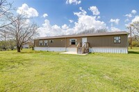 Building Photo - 632 N Burleson Blvd