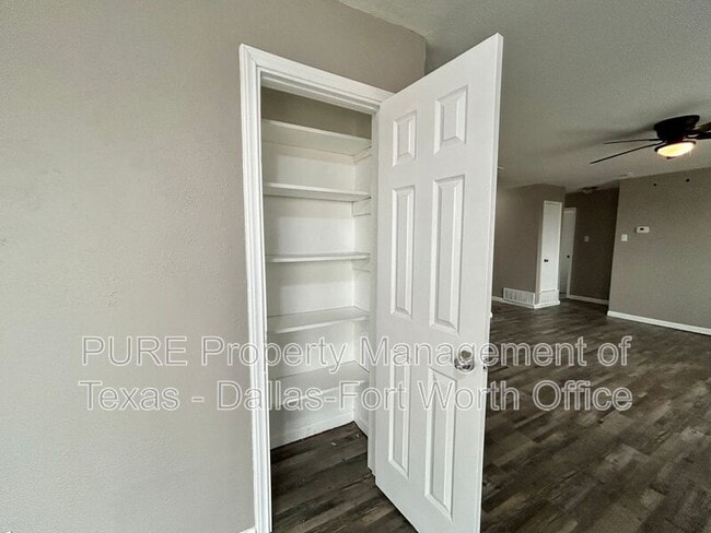 Building Photo - 641 Gallant Fox Dr