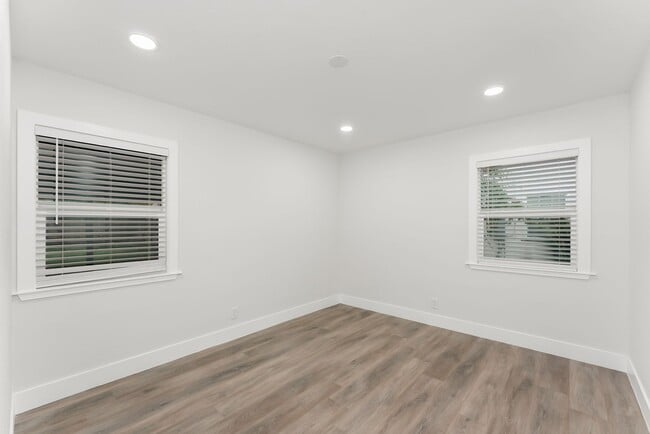 Building Photo - Charming 3-Bedroom Bungalow with Solar and 2-Car Garage