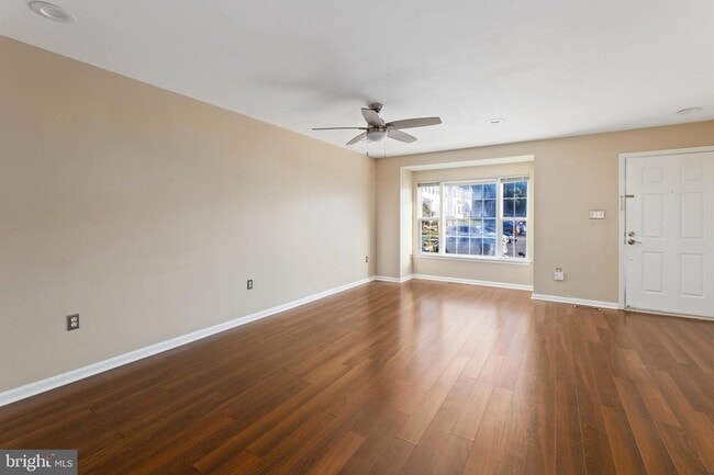 Building Photo - 3343 Cape May Ct