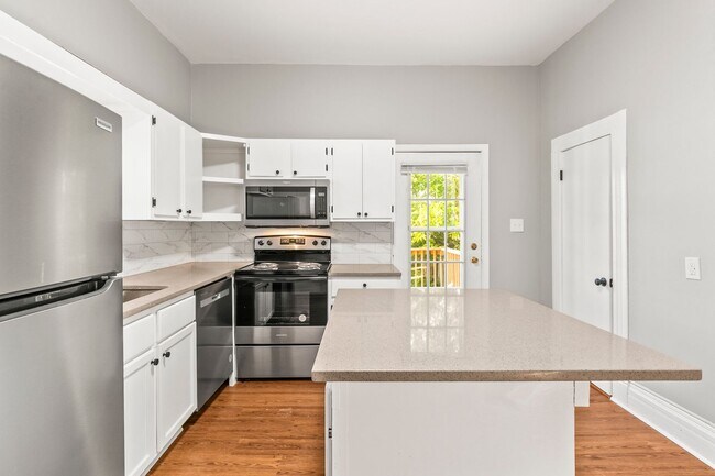 Building Photo - 3940 Arbor