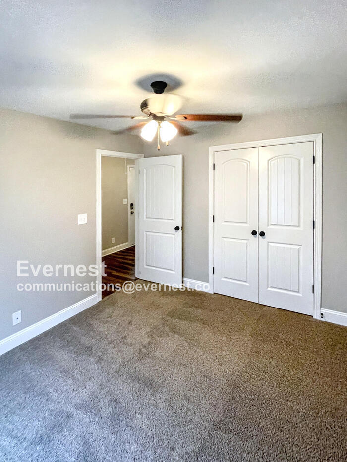 Building Photo - 1030 Garner Hills Dr