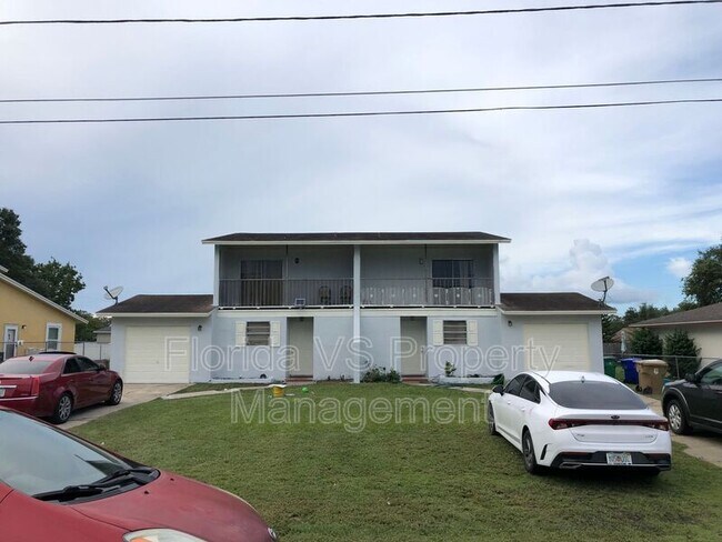 Building Photo - 800 Lucaya Dr