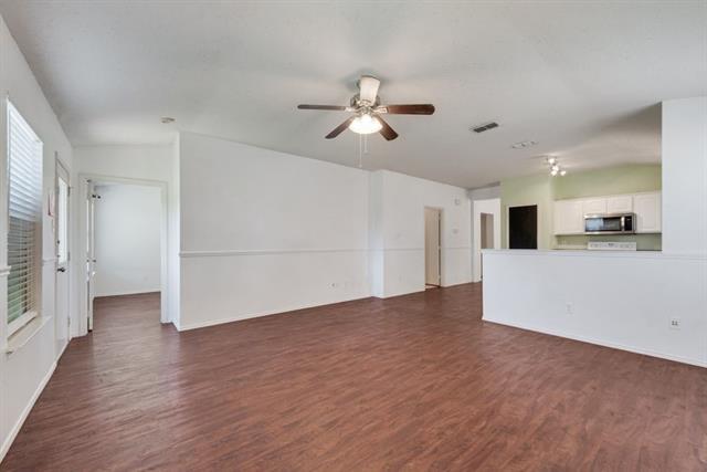 Building Photo - 3113 Candlebrook Dr
