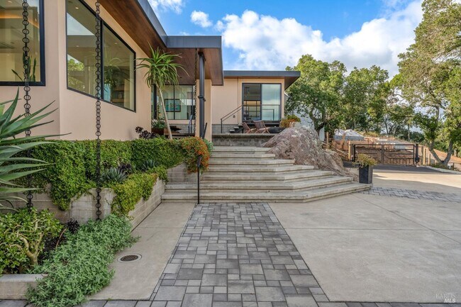 Building Photo - 663 Montecito Blvd