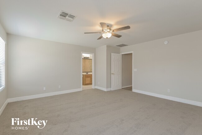 Building Photo - 13636 E Shadow Pines Ln