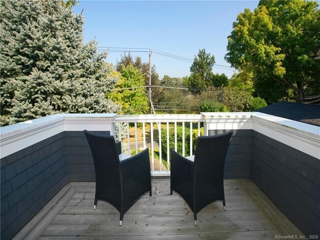 Building Photo - 1 Home Pl