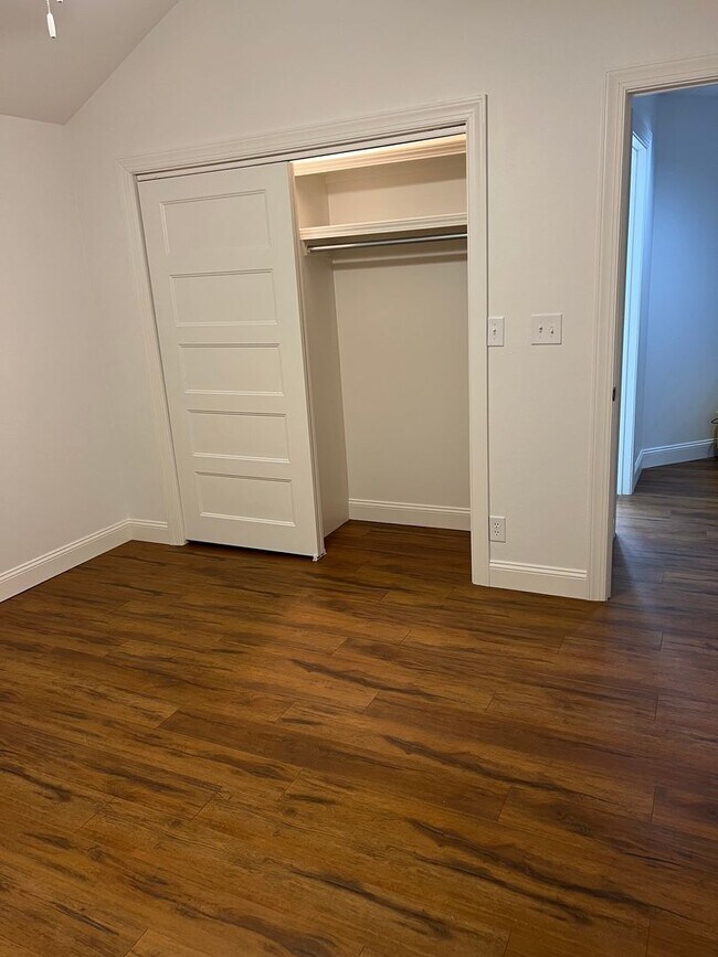 Building Photo - Galloway District RENTAL!  3-Bed, 2-Bath, 2-Car Garage