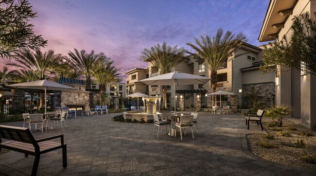 Building Photo - San Artes