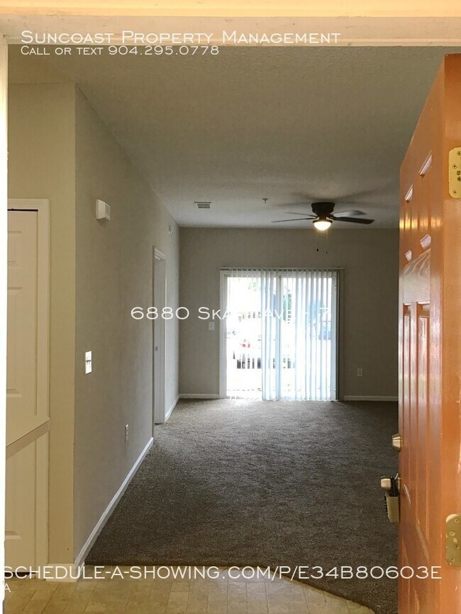 3BR/2BA Apartment for Rent on the Westside! 6880 Skaff Ave