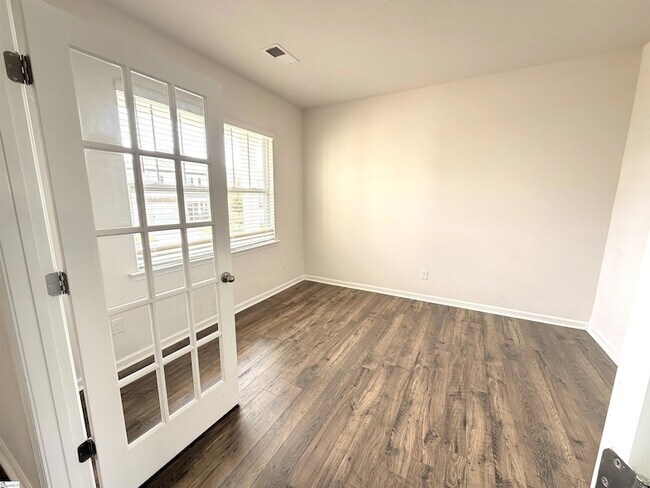 Building Photo - 1465 Talley Rdg Dr