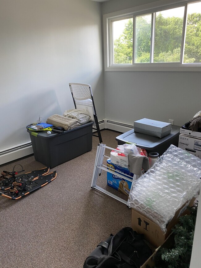 Building Photo - 86 Church St