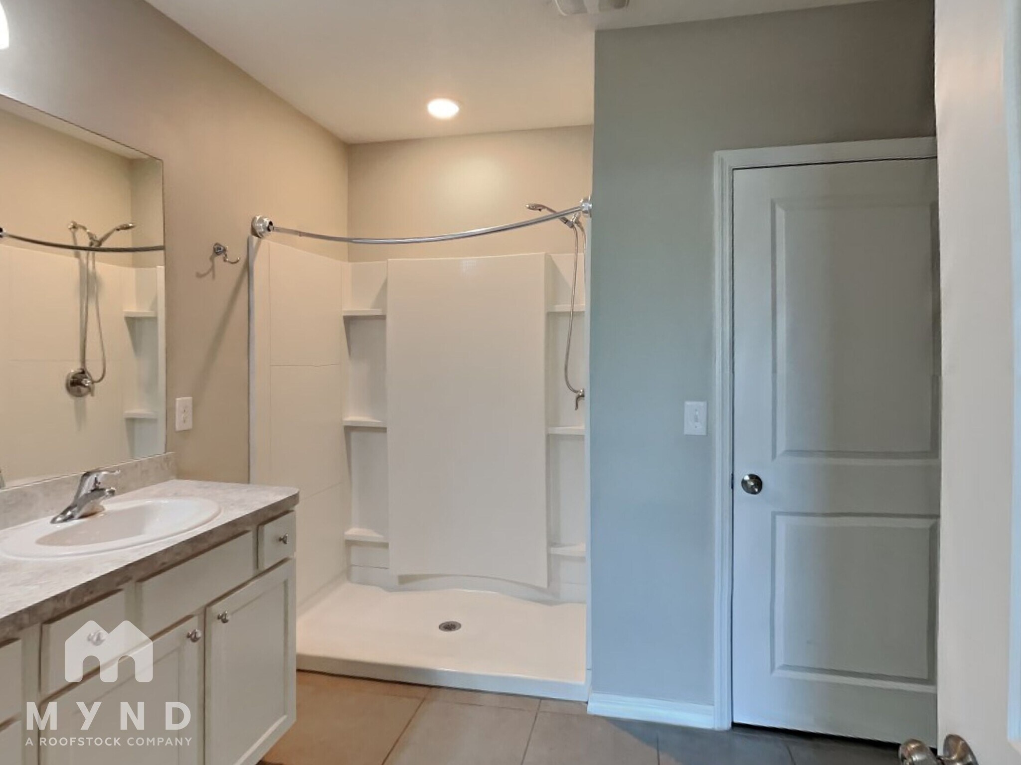 Building Photo - 14115 Arbor Pines Dr