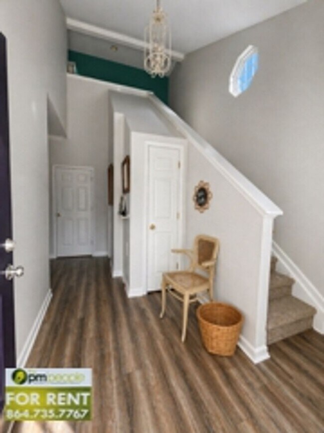 Building Photo - Easley 3/2.5 Home Coming Available!