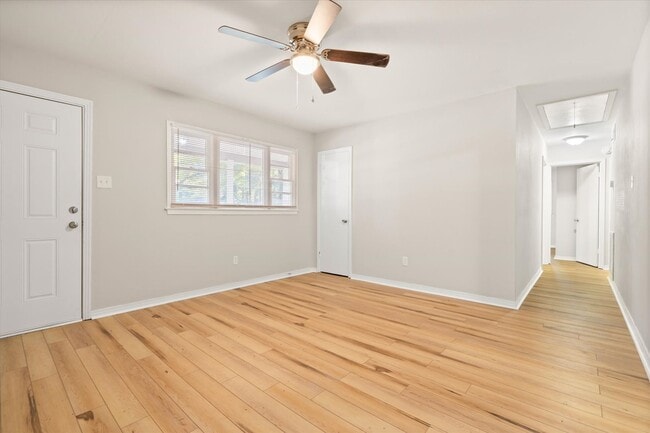 Building Photo - UPCOMING LISTING