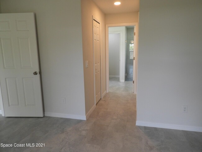 Building Photo - 1611 Saipan St SE