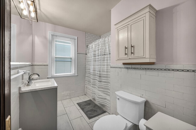 Building Photo - 108 Ardmore Rd