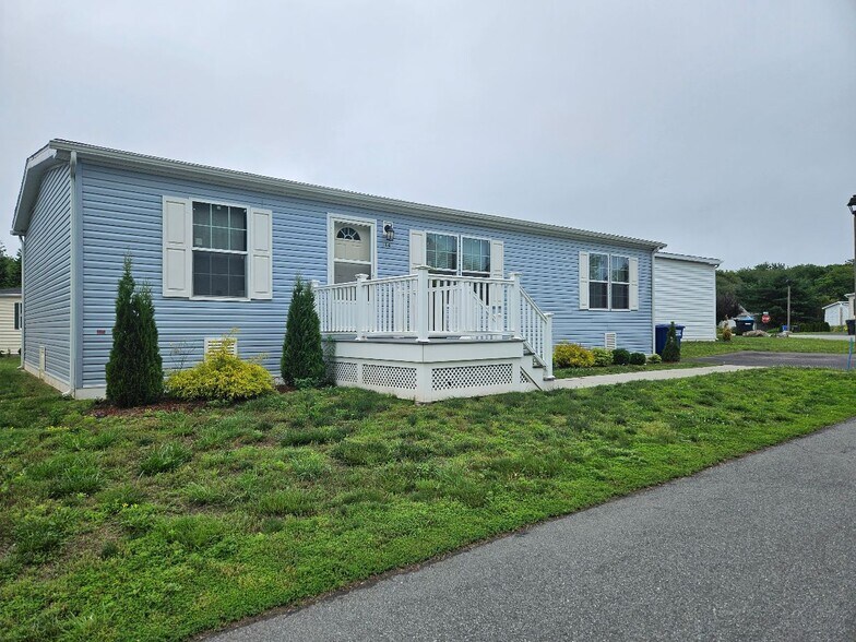 Building Photo - 14 Rockledge Ct