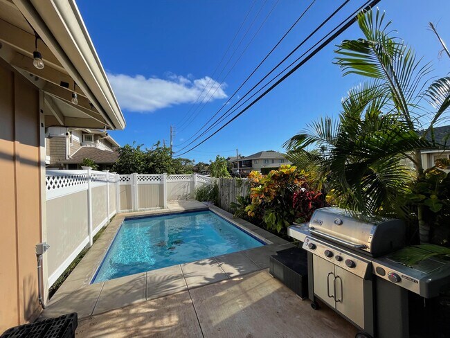 Building Photo - 16 Kahoma Village Loop