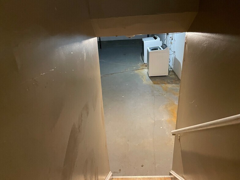 Building Photo - 5107 Winsford Byway