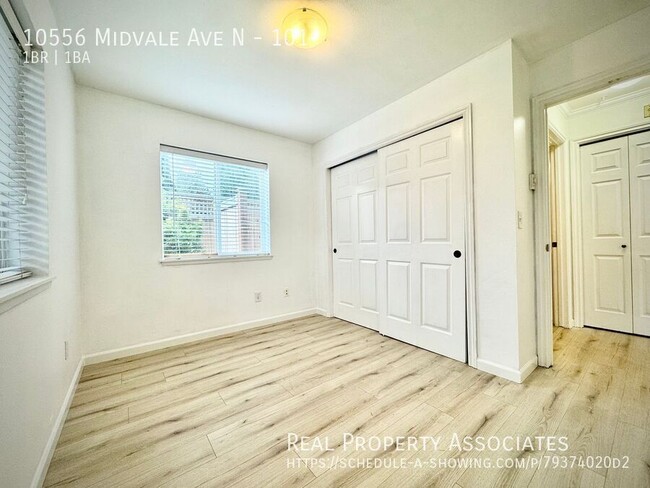 Building Photo - 10556 Midvale Ave N