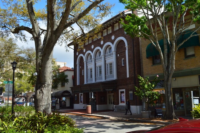 Building Photo - 115 Indian River Dr