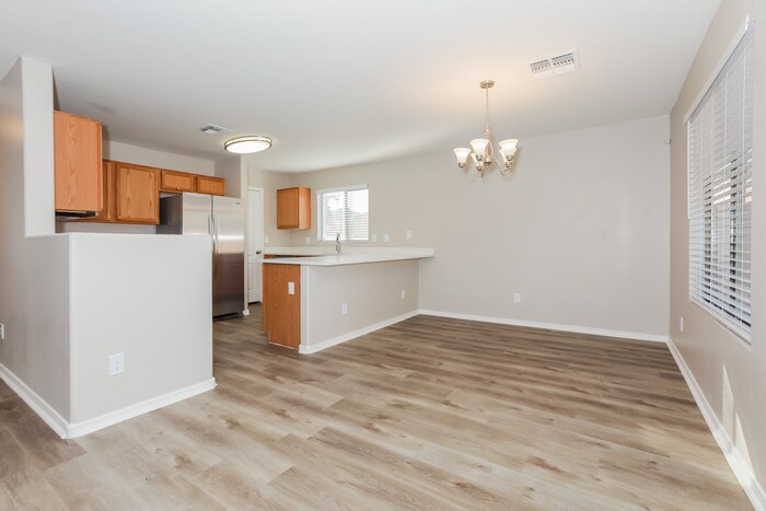 Building Photo - 24455 N Good Pasture Ln