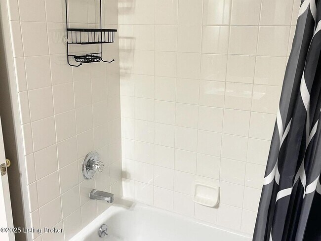 Building Photo - 1110 Westlynne Place