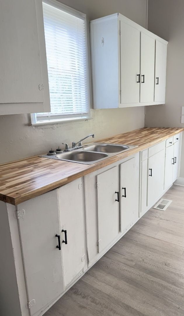 Building Photo - 3 Bed/1 Bath House