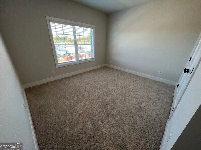 Building Photo - 859 Duck Walk Wy