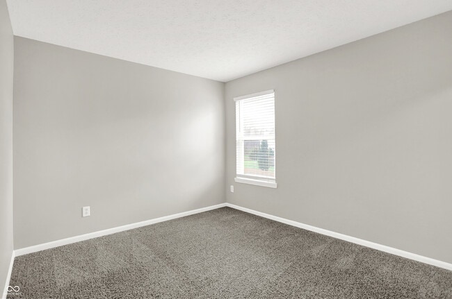 Building Photo - 5761 Cantigny Way S