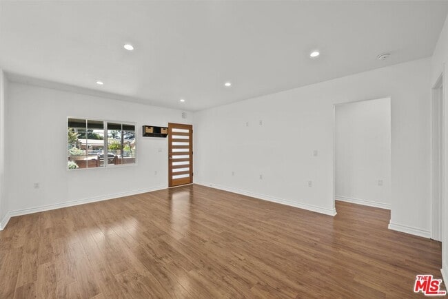 Building Photo - 6712 Cedros Ave