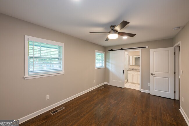Building Photo - 2131 Bixler Cir