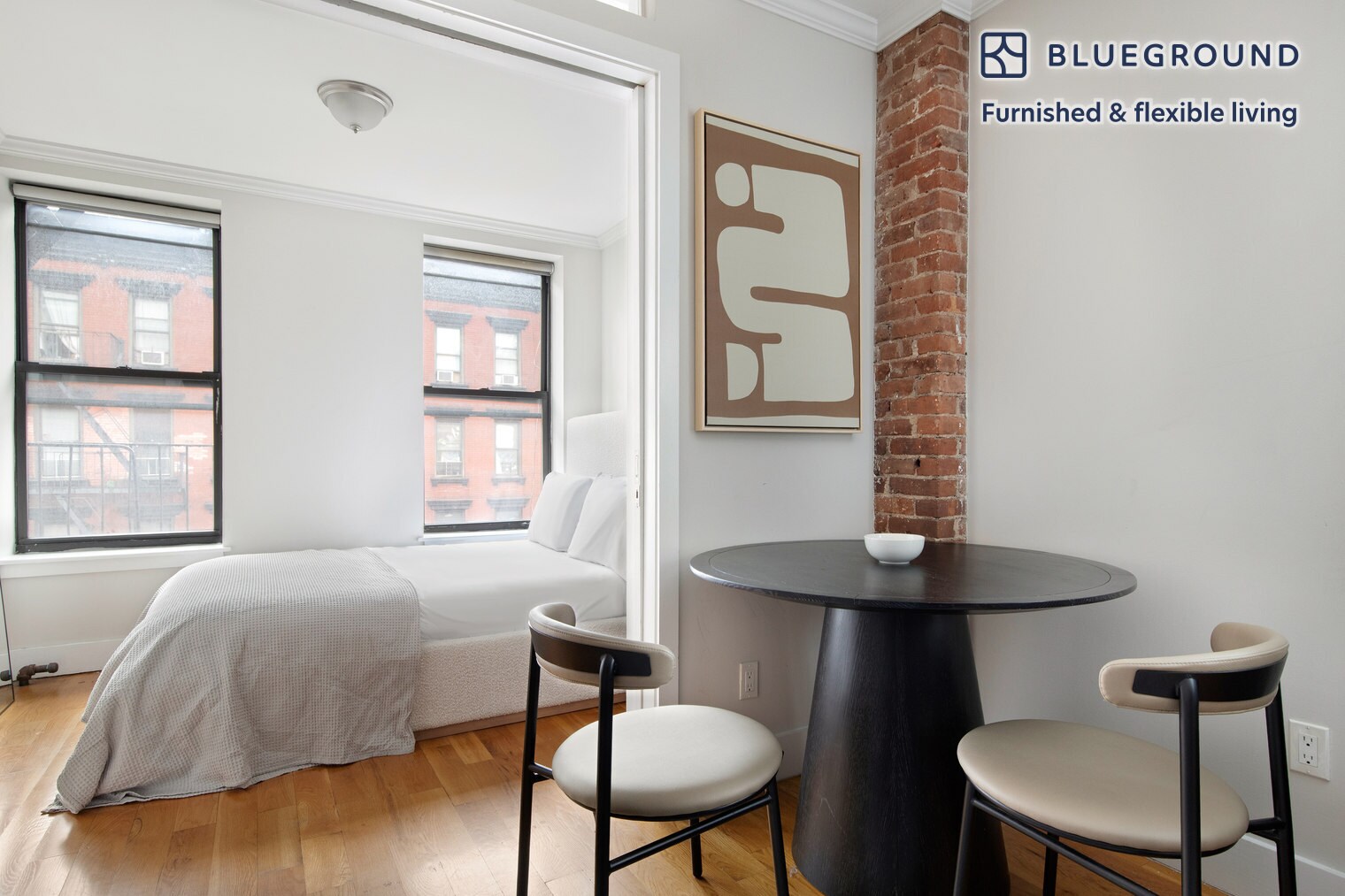 Building Photo - 515 W 47th St