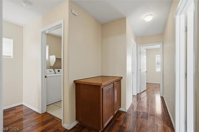 Building Photo - 4049 Flower Patch St