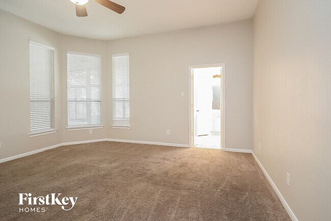 Building Photo - 111 N Rambling Ridge Pl